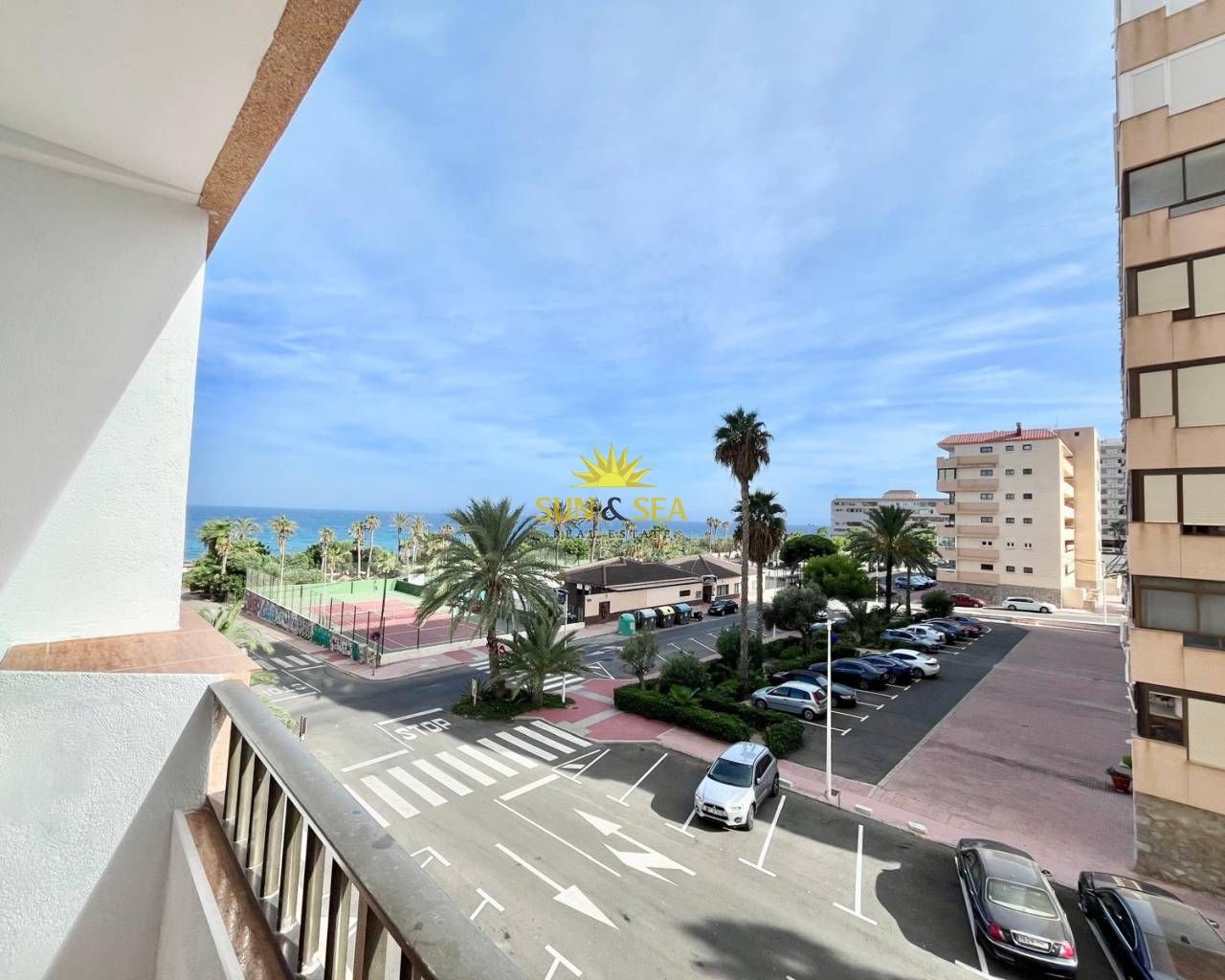 Vista exterior de Apartament de lloguer en Torrevieja amb Calefacció, Moblat i Rentadora