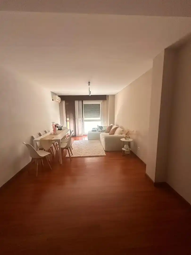Living room of Flat for share in Parla  with Parquet flooring, Swimming Pool and Furnished
