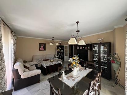 Living room of Flat for sale in Dos Hermanas  with Air Conditioner, Private garden and Parquet flooring