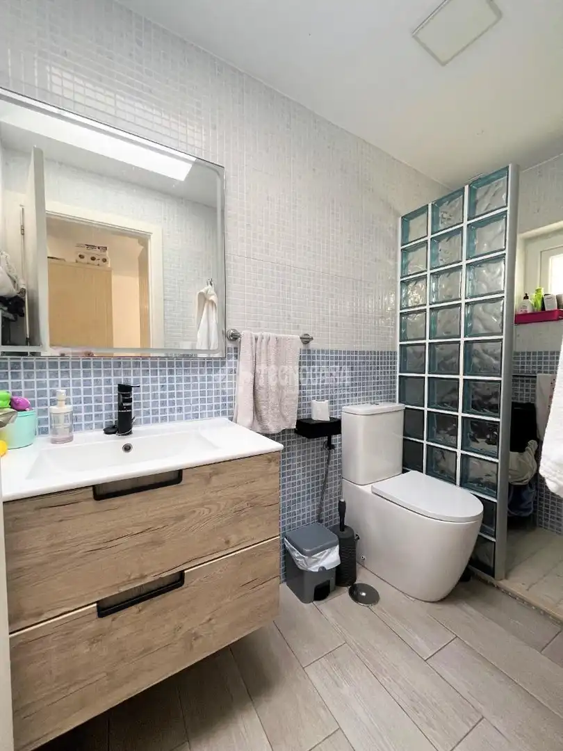 Baño de Casa adosada en venta en San Fernando con Aire acondicionado y Trastero