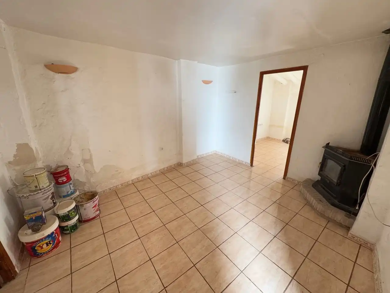 Country homes for sale in Serón