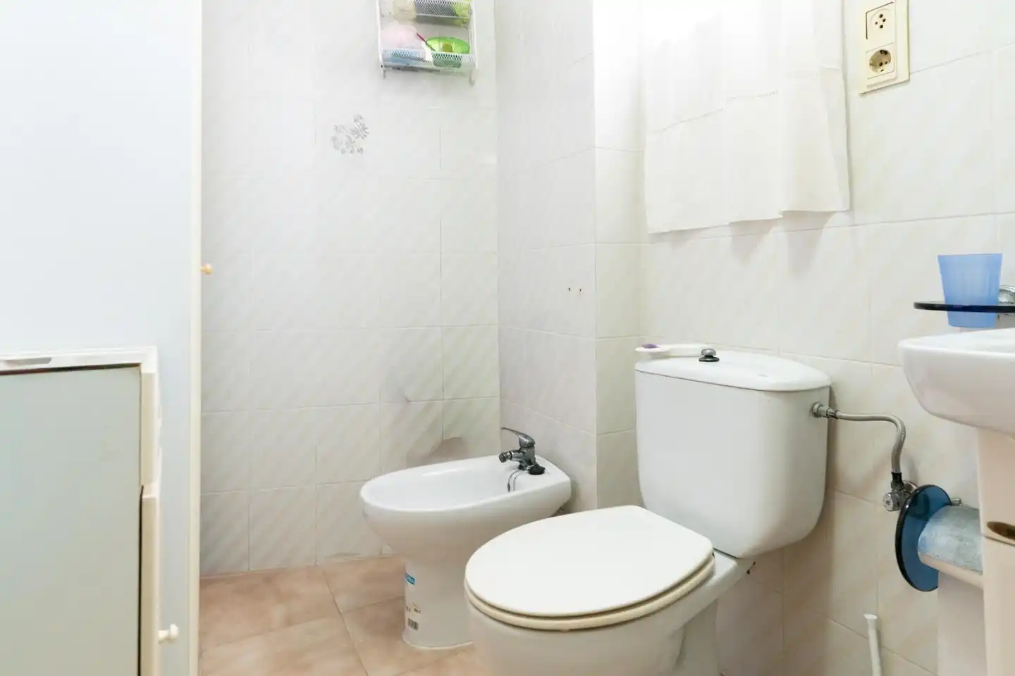 Bathroom of Flat for sale in Santa Pola  with Air Conditioner, Terrace and Swimming Pool