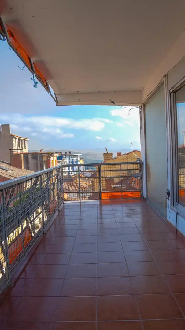 Flat for sale in Calle RIEGO,DE, 2, Tineo