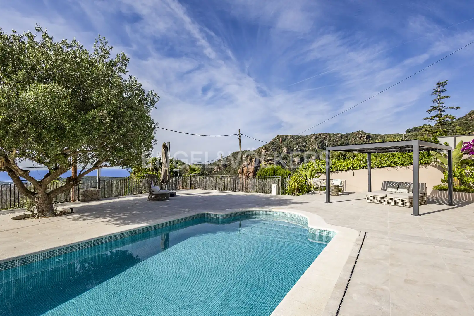 Vista exterior de Casa o chalet de alquiler en Naut Aran con Aire acondicionado, Calefacción y Jardín privado