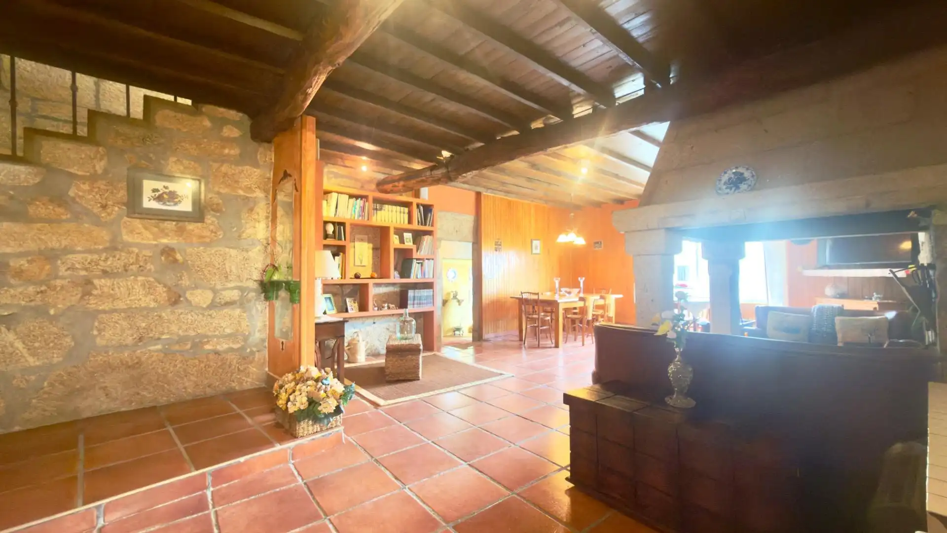 Casa con terraza en venta en Amoeiro, imagen 15