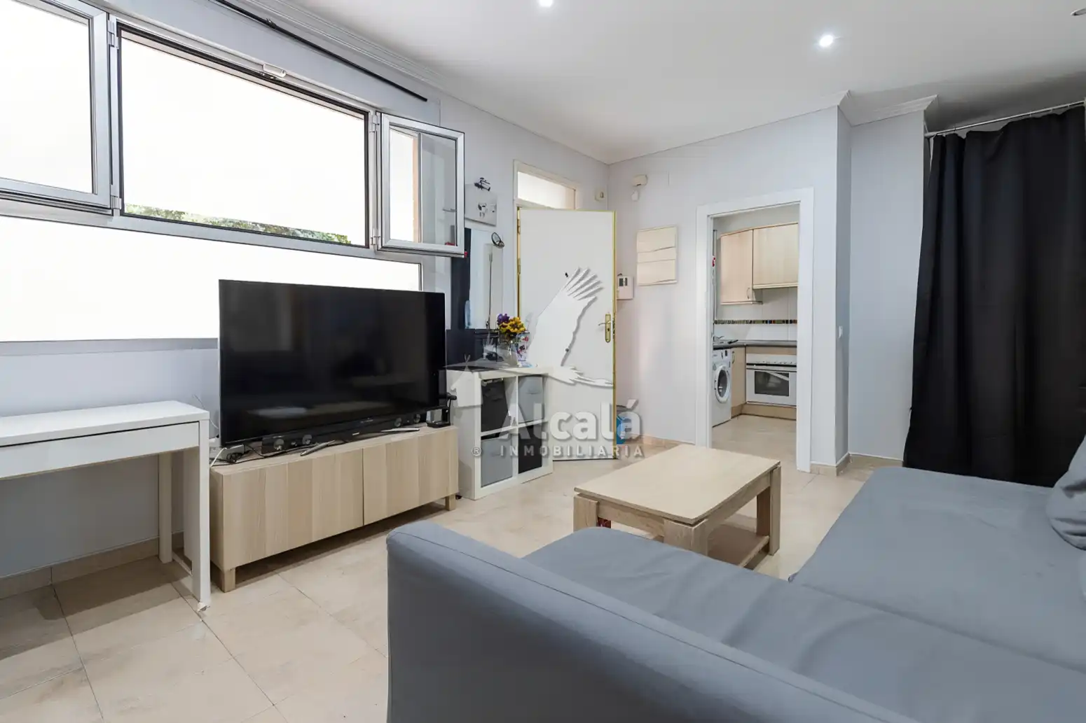 Vista exterior de Piso en venta en Madrid con Calefacción, Jardín privado y Piscina
