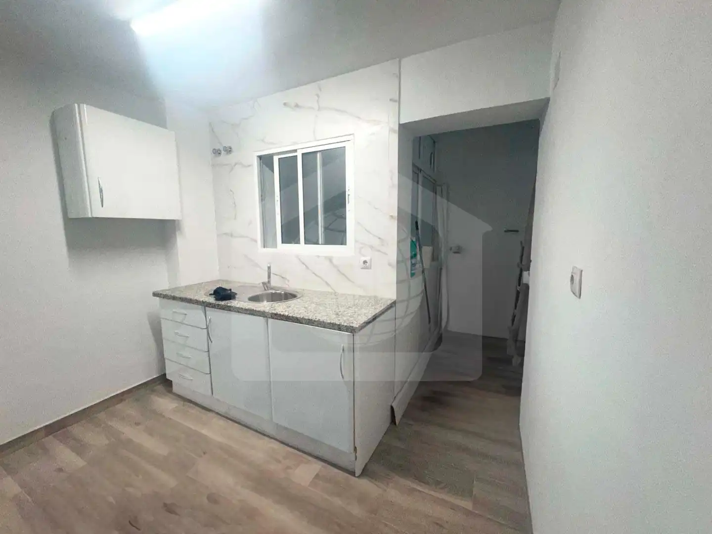 Planta baja en venta en Calle Pablo Neruda, Camino de Antequera