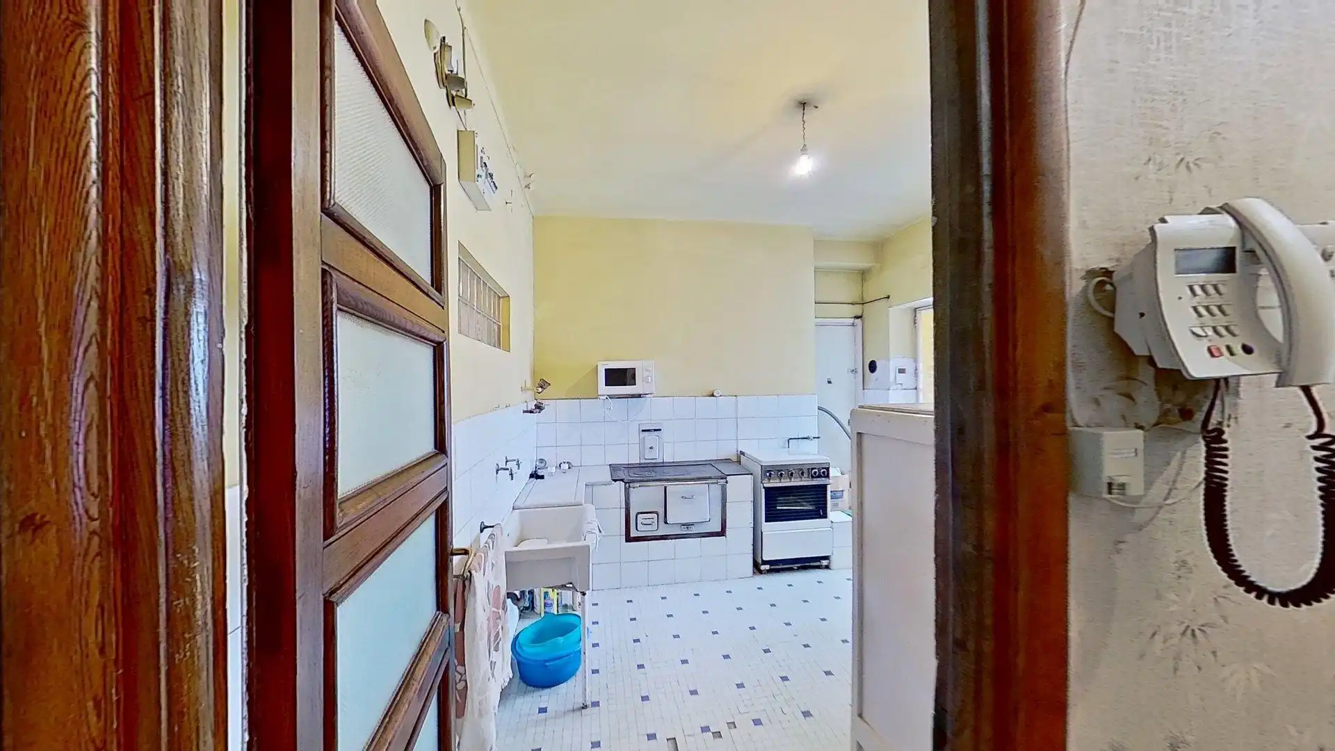 Cocina de Piso en venta en Oviedo  con Calefacción
