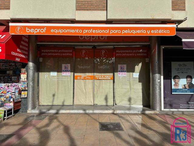 Local comercial en Alquiler en Guardia Civil - fachada a Plaza de La Pícara Justi en Centro Ciudad