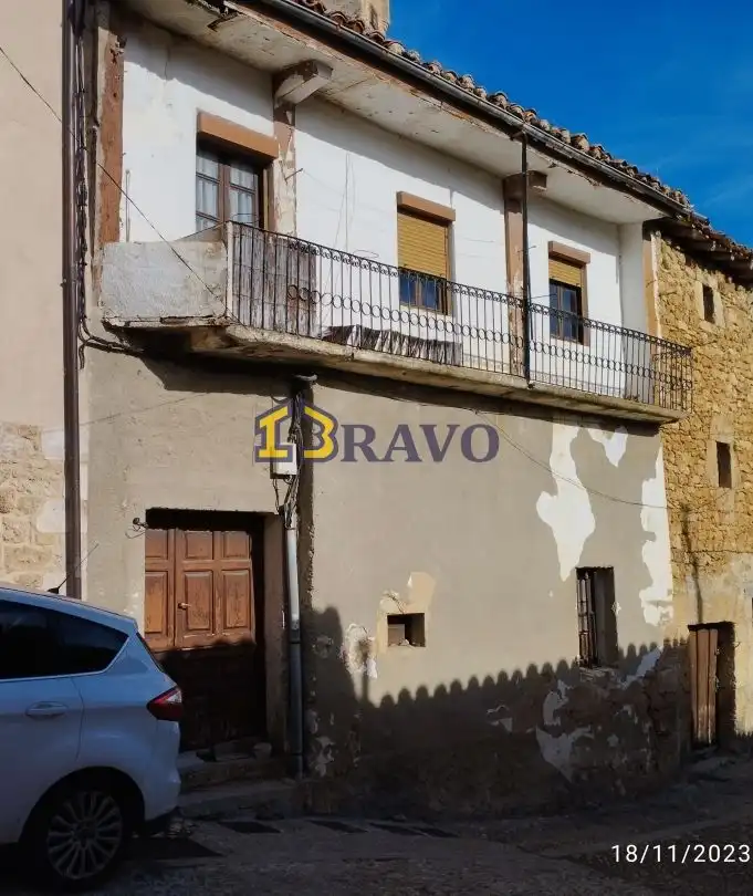 Vista exterior de Casa o xalet en venda en Frías amb Moblat