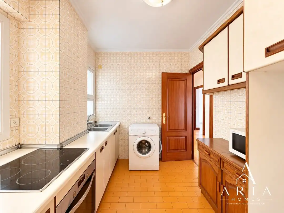 Piso con ascensor en venta en Saratsate Musikariaren Kalea, imagen 10