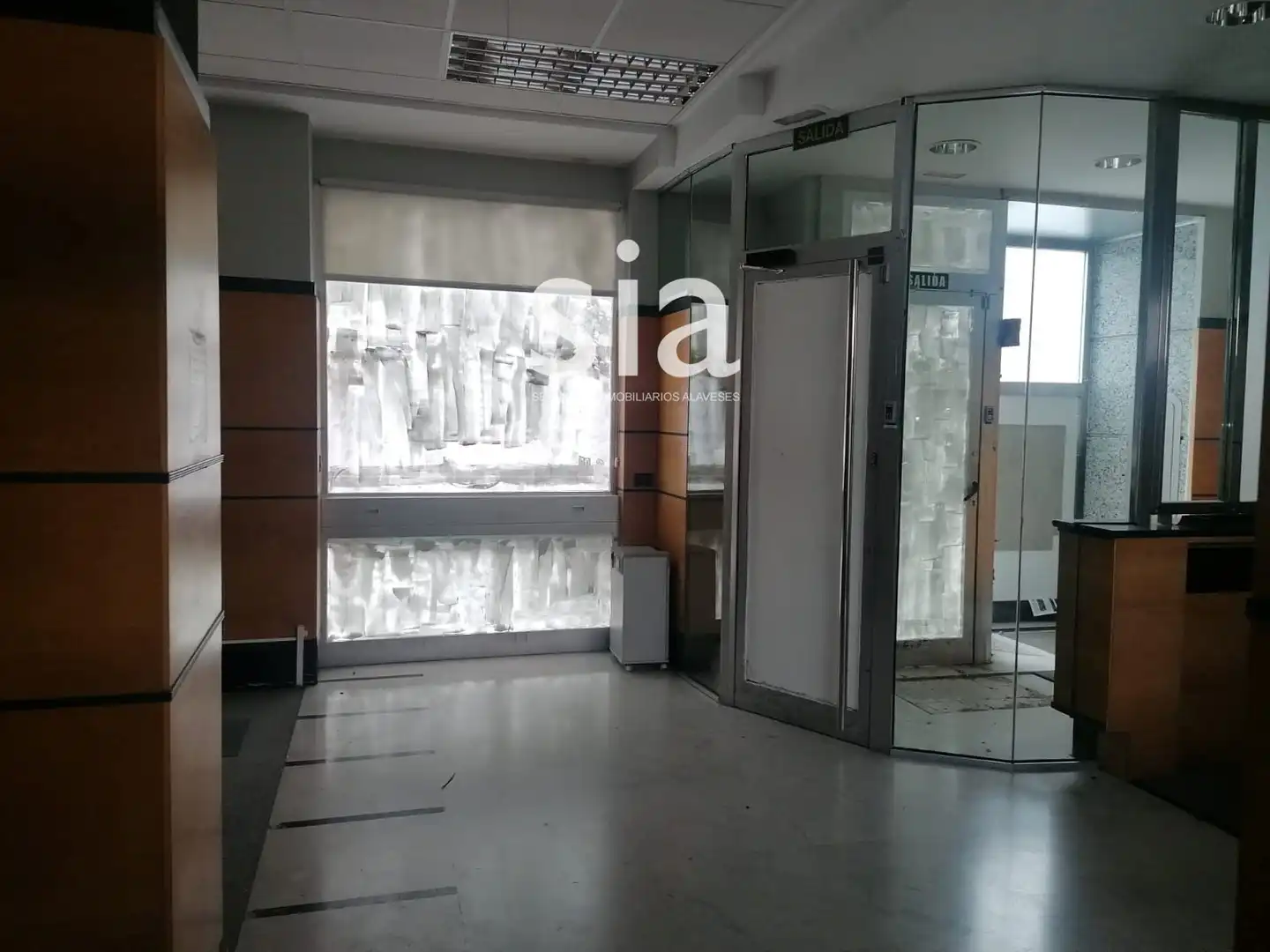 Local comercial de lloguer a Portal de Villarreal, imagen 4