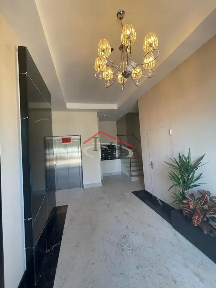 Apartamento de alquiler en León Capital  con Calefacción, Parquet y Terraza