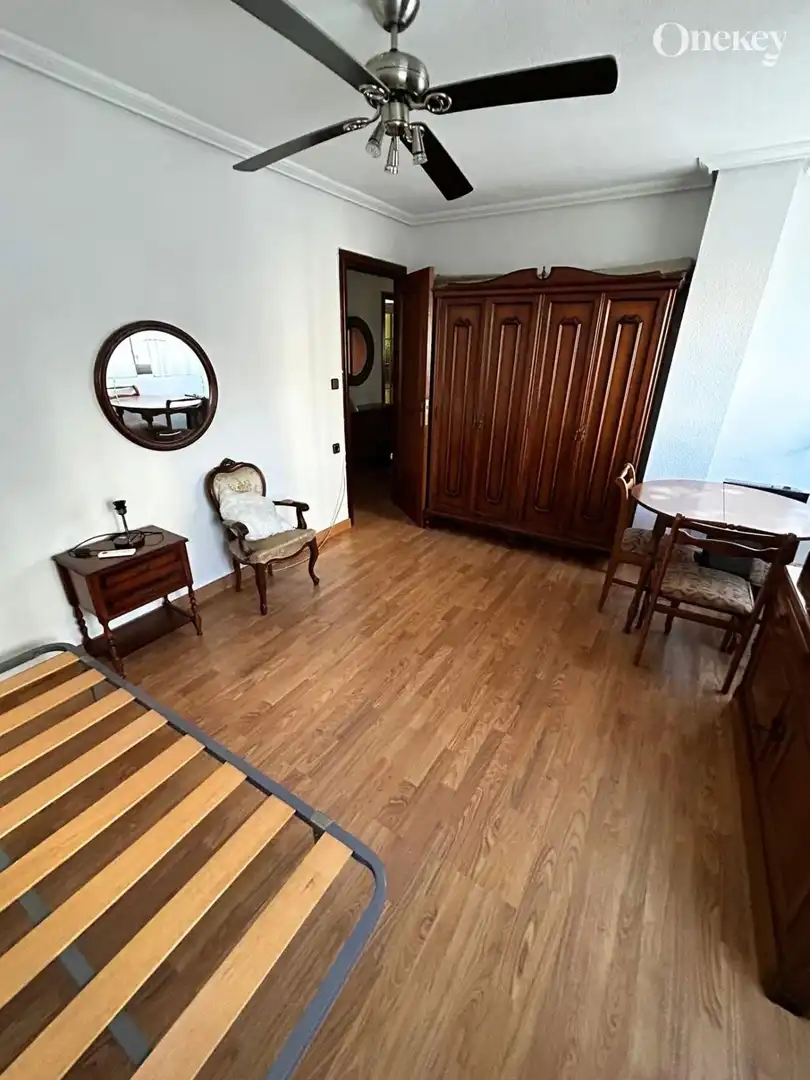 Sala d'estar de Pis per a compartir en Murcia amb Aire condicionat i Balcó
