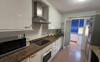Cuina de Apartament en venda en Arona amb Jardí privat, Terrassa i Piscina