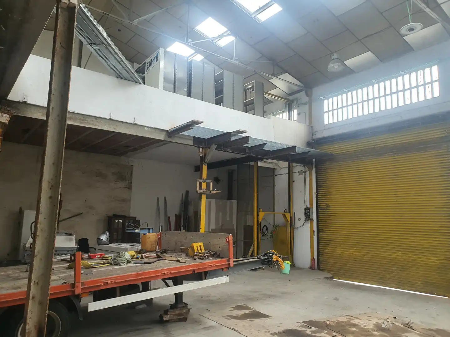 Nave industrial en venta en Sant Fost de Campsentelles