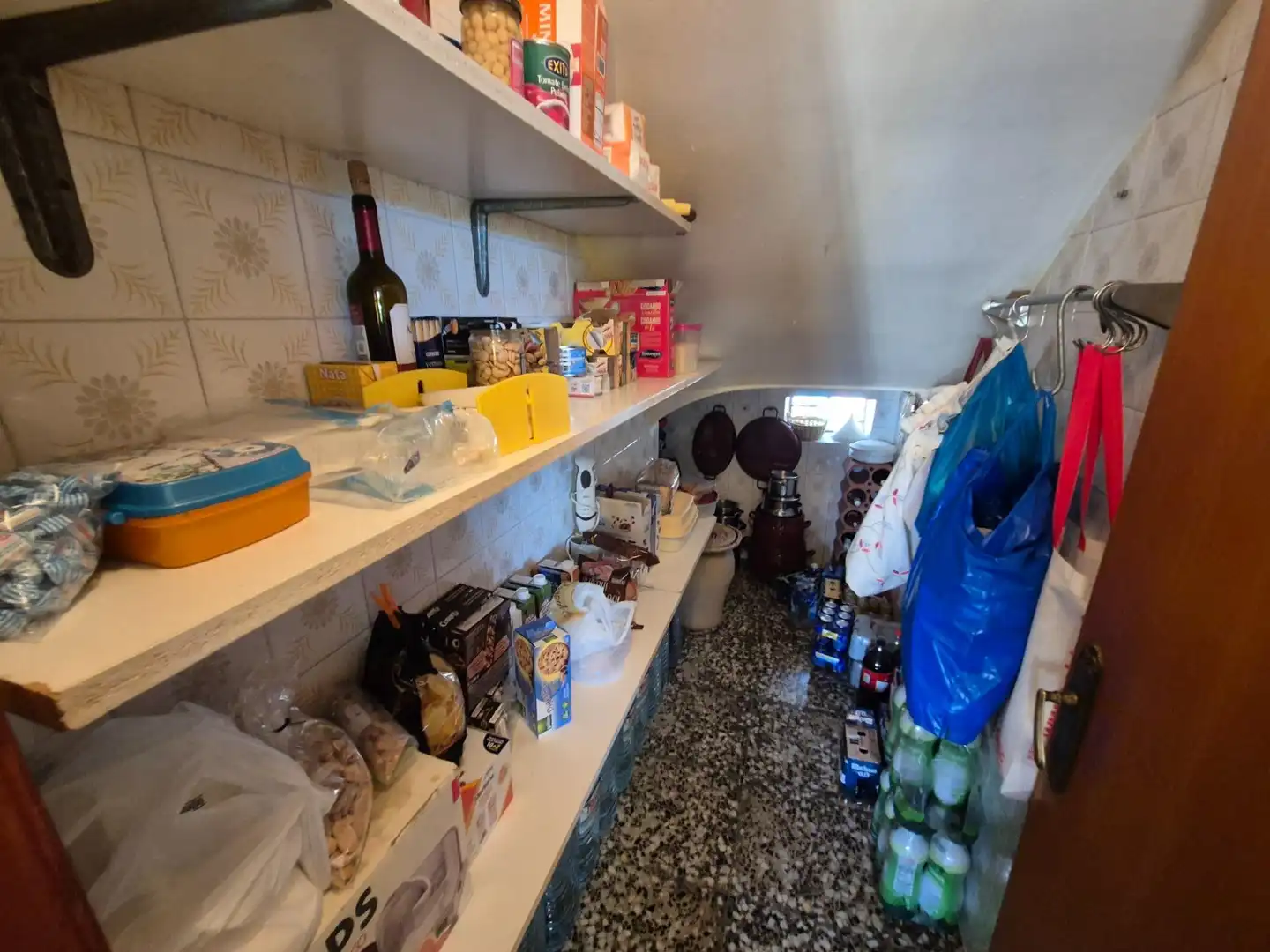 Cuina de Casa o xalet en venda en Elda amb Jardí privat, Terrassa i Traster