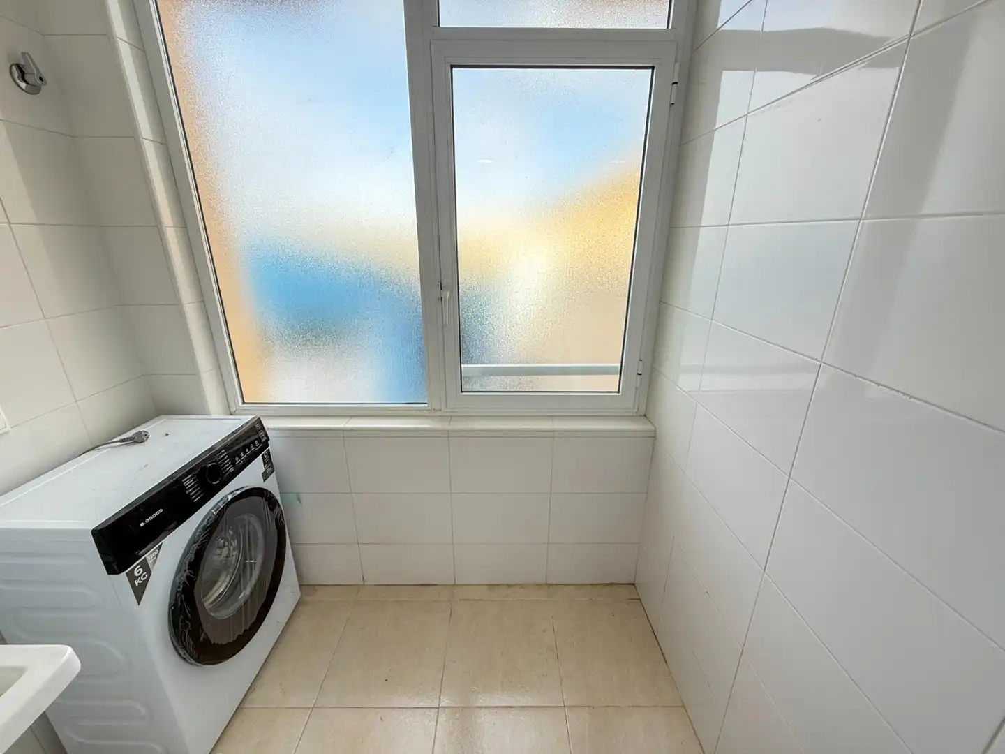 Baño de Dúplex en venta en Cox con Terraza, Trastero y Amueblado