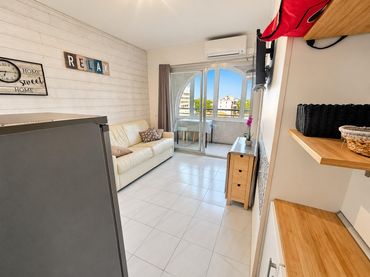 Estudio con balcón en venta en Sector DELTA MUGA