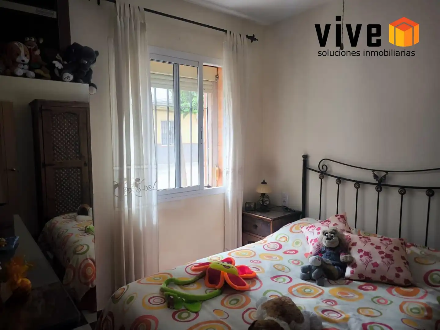 Bedroom of Flat for sale in Sevilla  with Air Conditioner