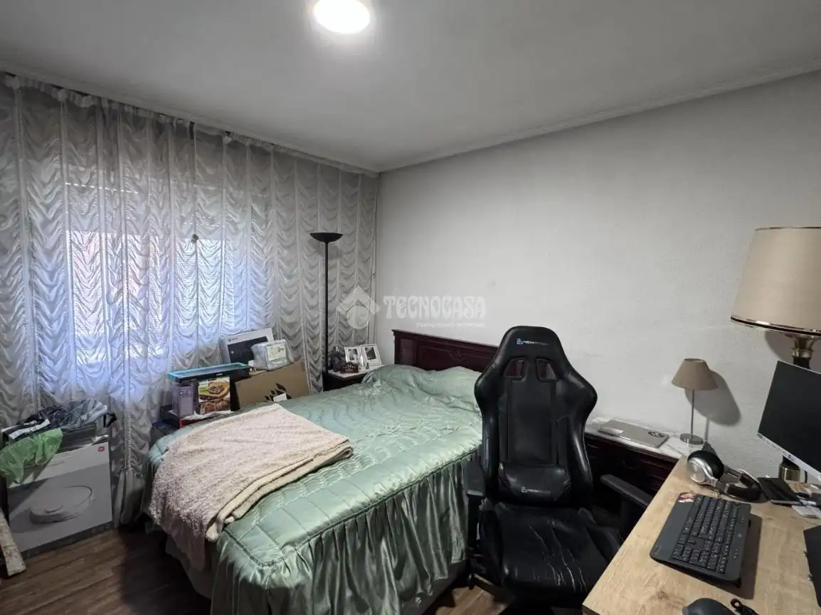 Habitación de Edificio en venta en León Capital 