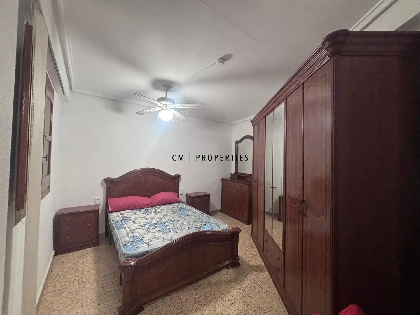 Habitación de Piso en venta en Picassent con Terraza y Balcón