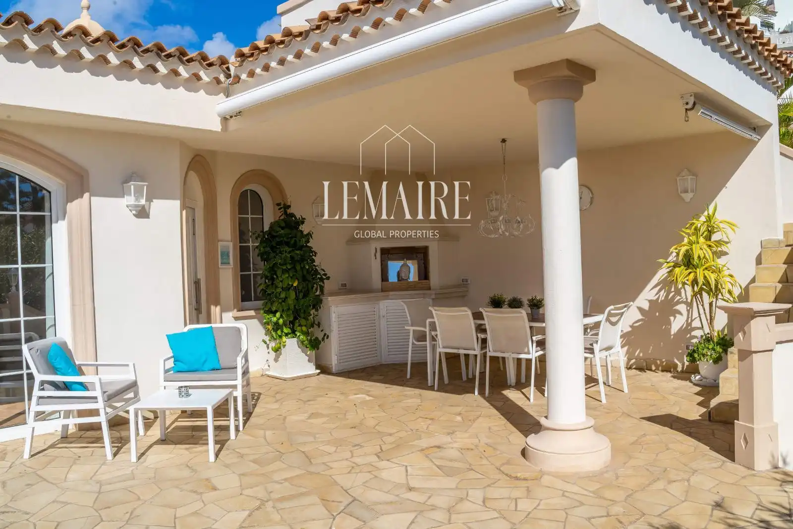 Villa con piscina in vendita a CALLE UNTERHACING S/N, imagen 3