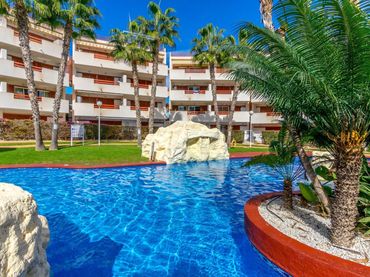 Pis amb balcó en venda a Orihuela Costa