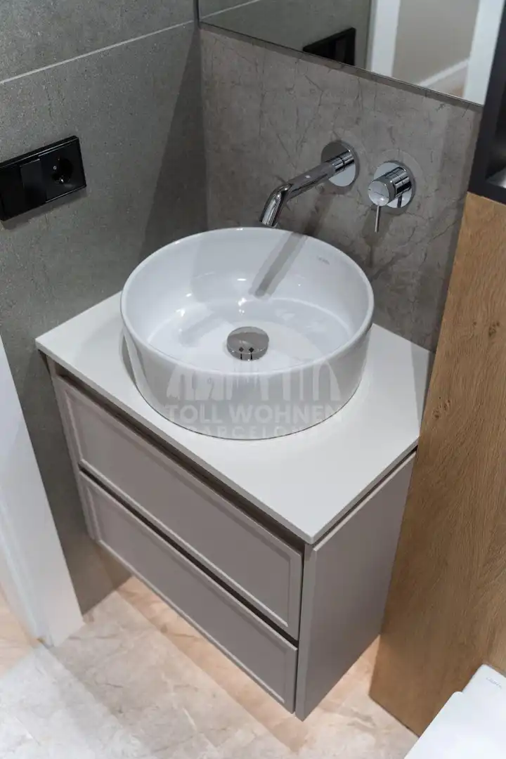 Baño de Piso en venta en Barcelona con Aire acondicionado, Calefacción y Balcón