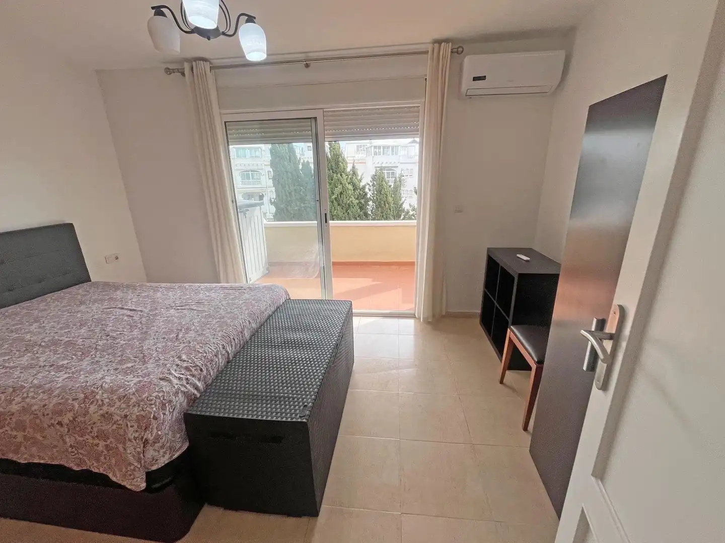 Habitación de Dúplex en venta en San Miguel de Salinas con Piscina, Amueblado y Piscina comunitaria