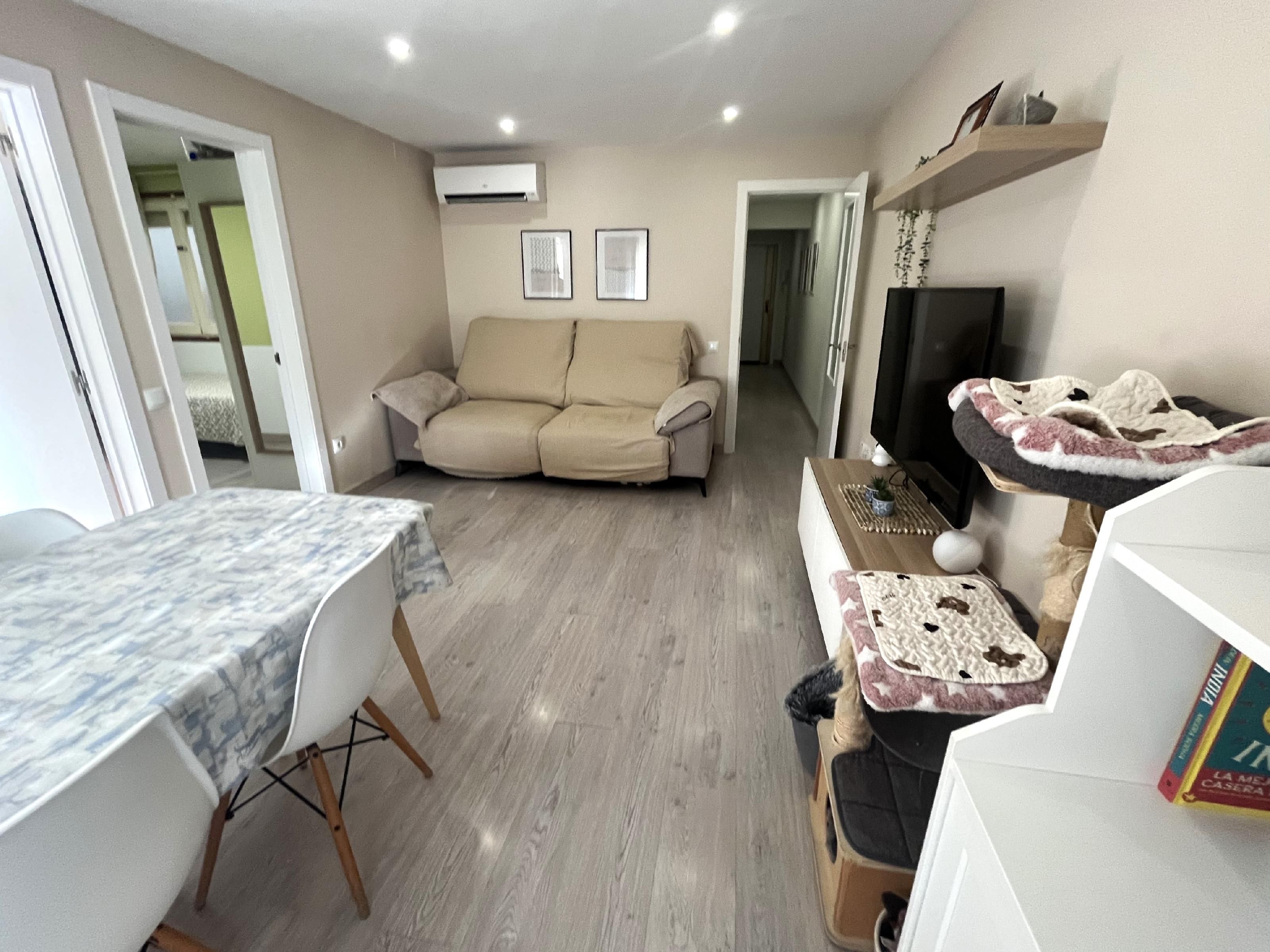 Living room of Flat for sale in Olesa de Montserrat  with Air Conditioner, Heating and Parquet flooring