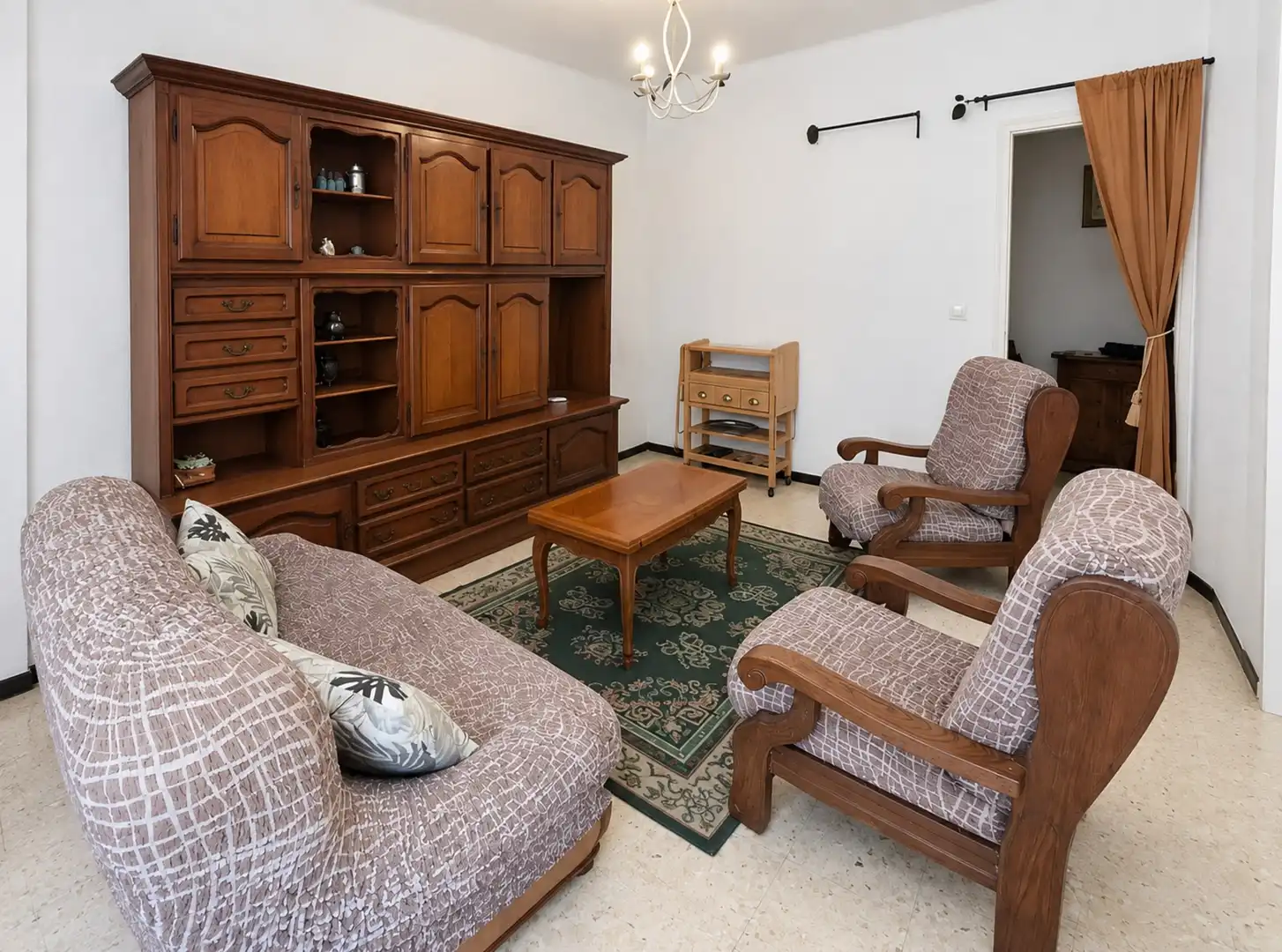 Living room of Flat for sale in Llançà  with Terrace and Furnished