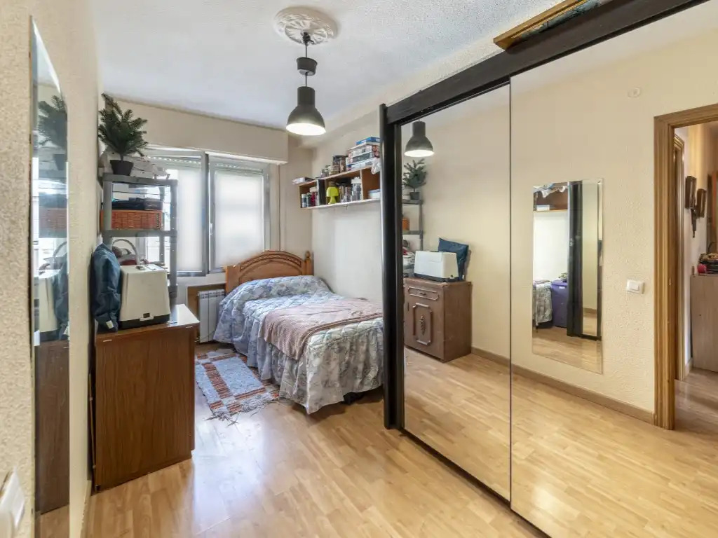 Bedroom of Flat for sale in Centro