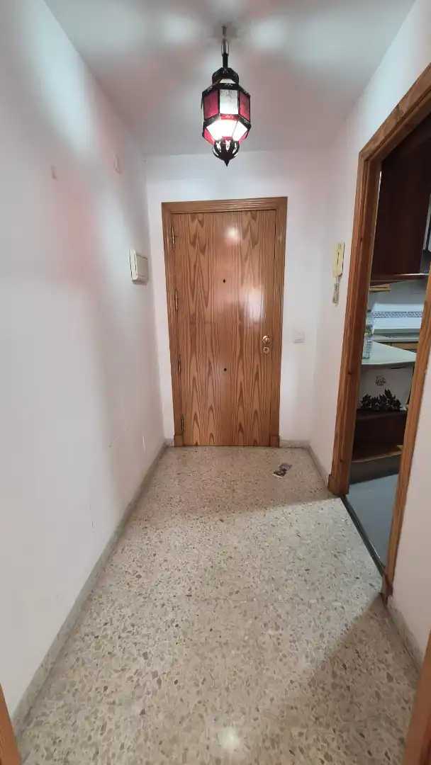 Flat for sale in Algeciras  with Air Conditioner, Terrace and Furnished