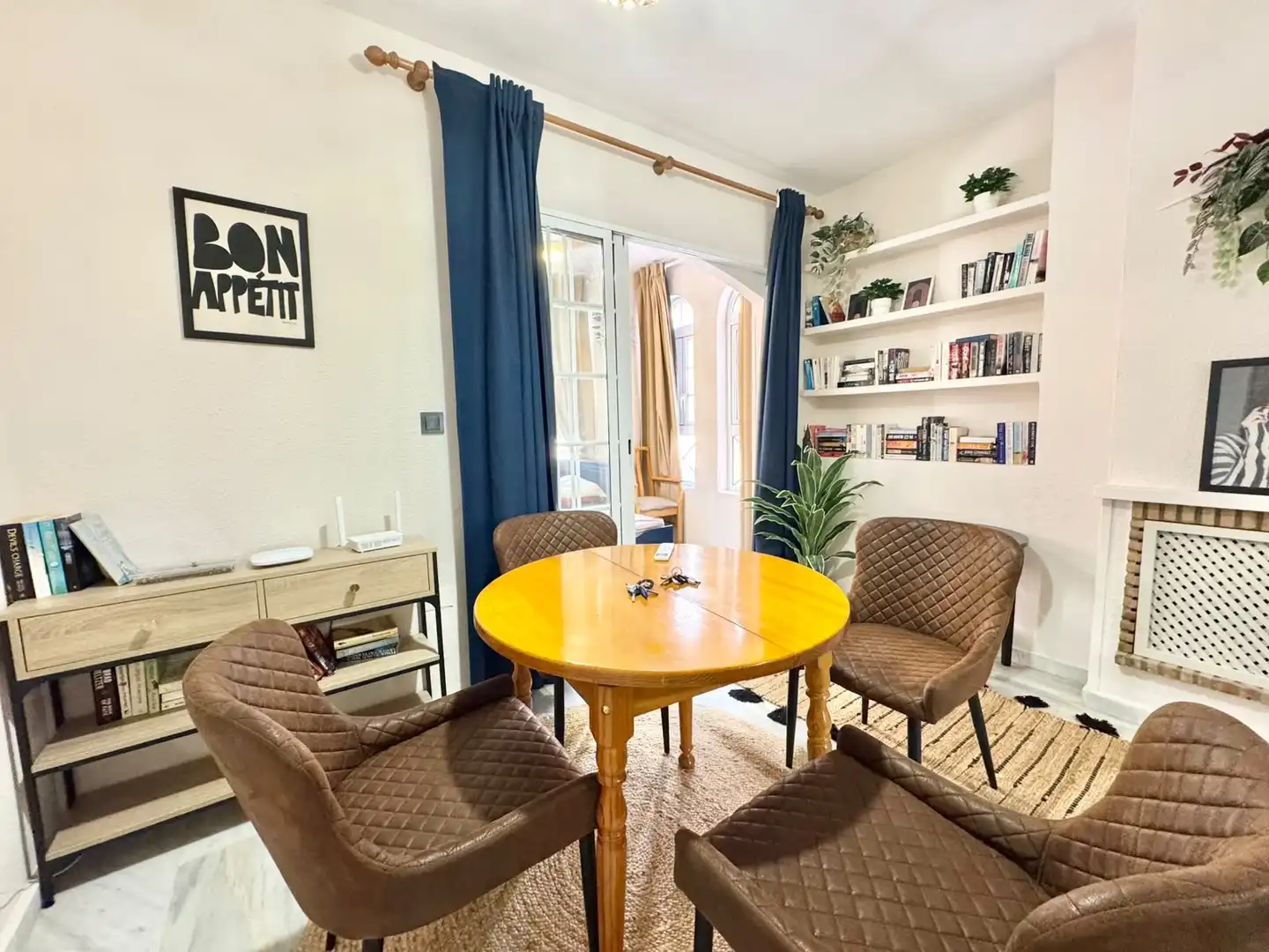 Comedor de Piso de alquiler en Torrevieja con Aire acondicionado, Calefacción y Amueblado