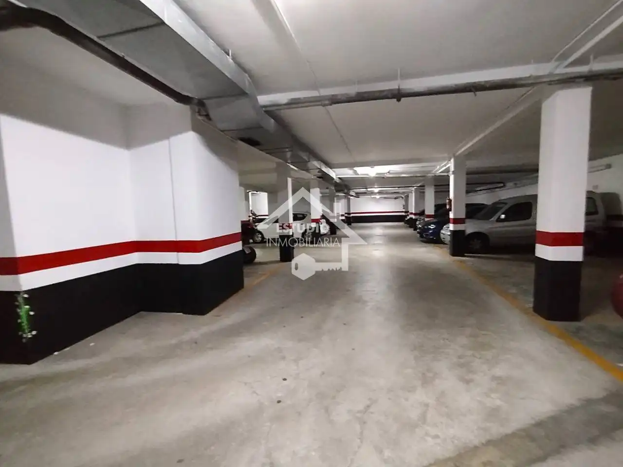 Parking de Dúplex en venta en Viana con Calefacción y Balcón