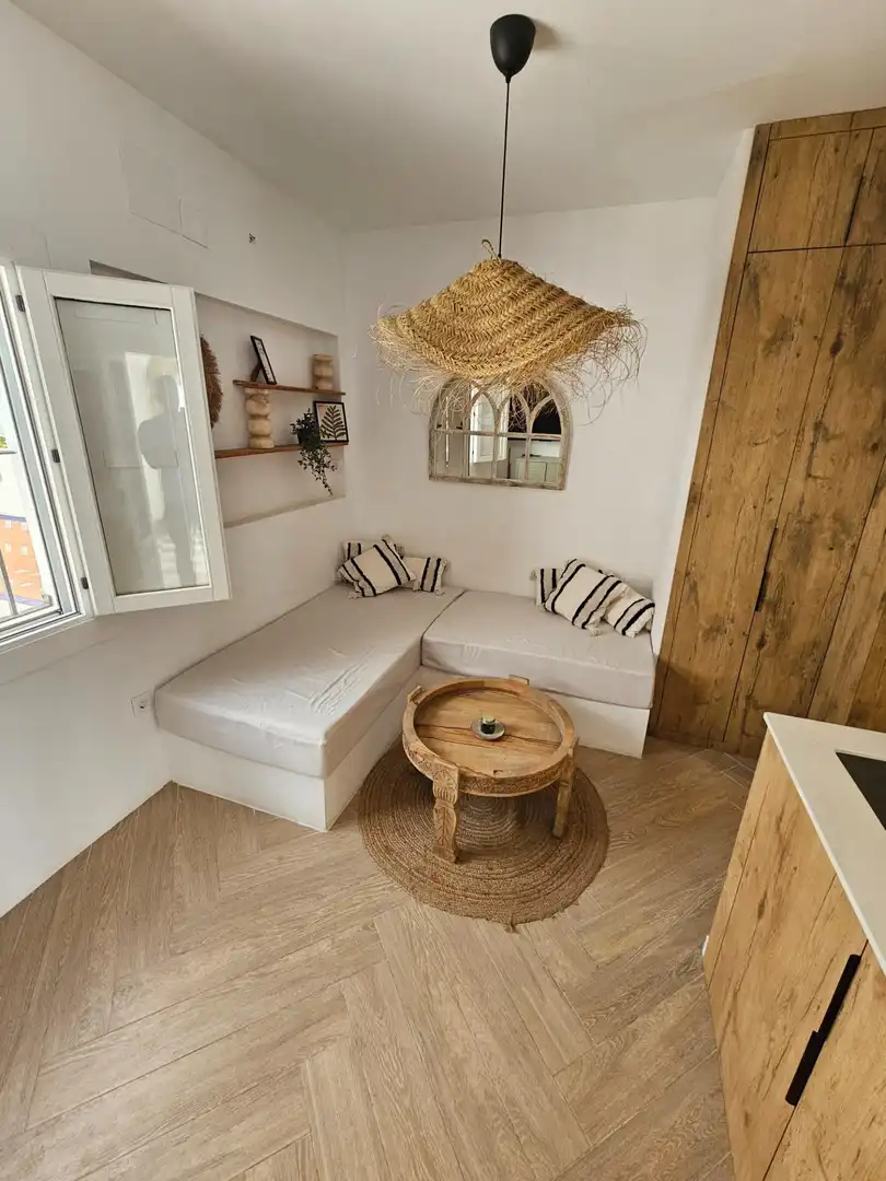 Sala d'estar de Estudi en venda en Vejer de la Frontera amb Moblat