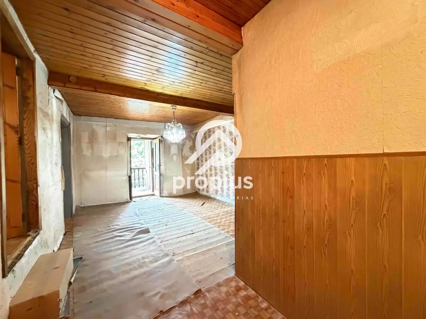 Dormitori de Casa adosada en venda en Llanes amb Calefacció, Terrassa i Traster
