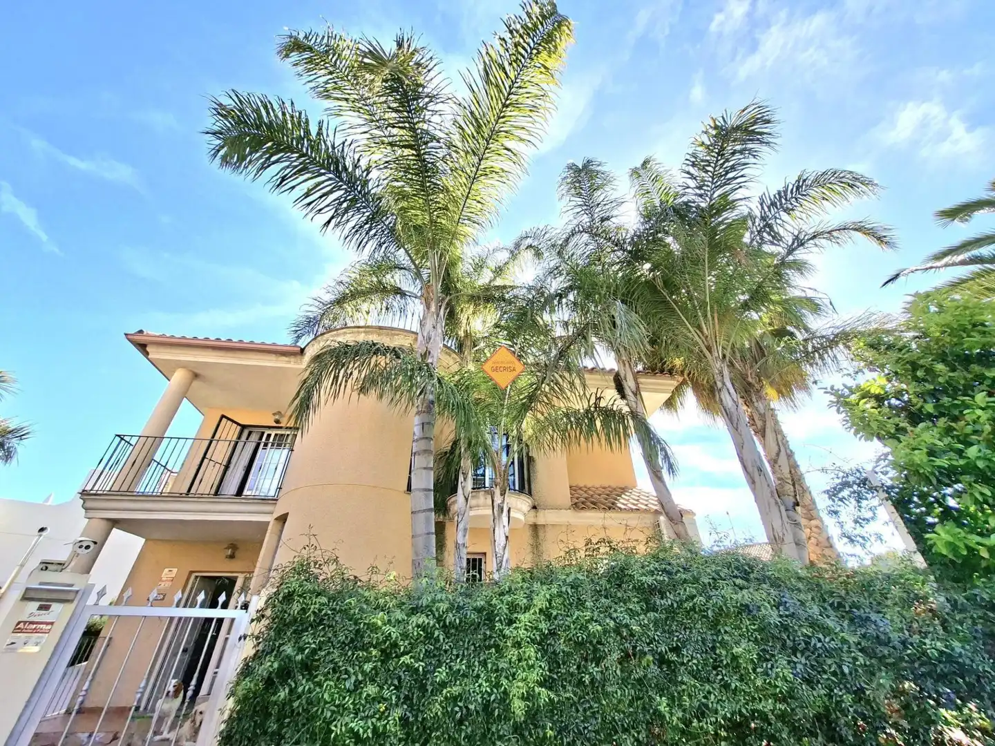 Vista exterior de Casa o chalet en venta en Paterna con Aire acondicionado, Calefacción y Jardín privado
