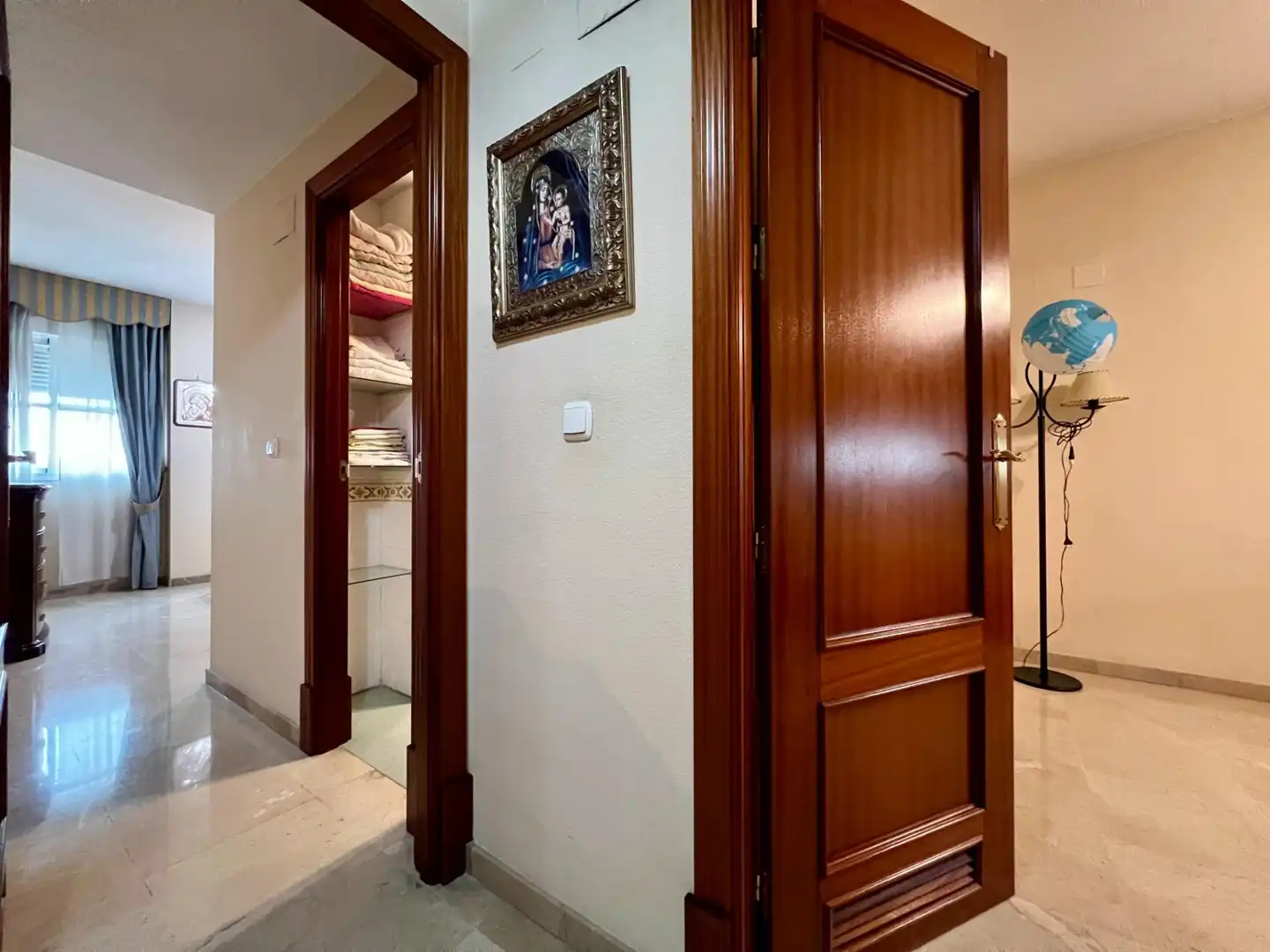 Wohnung zum Verkauf in Córdoba mit Klimaanlage, Privatgarten und Terrasse