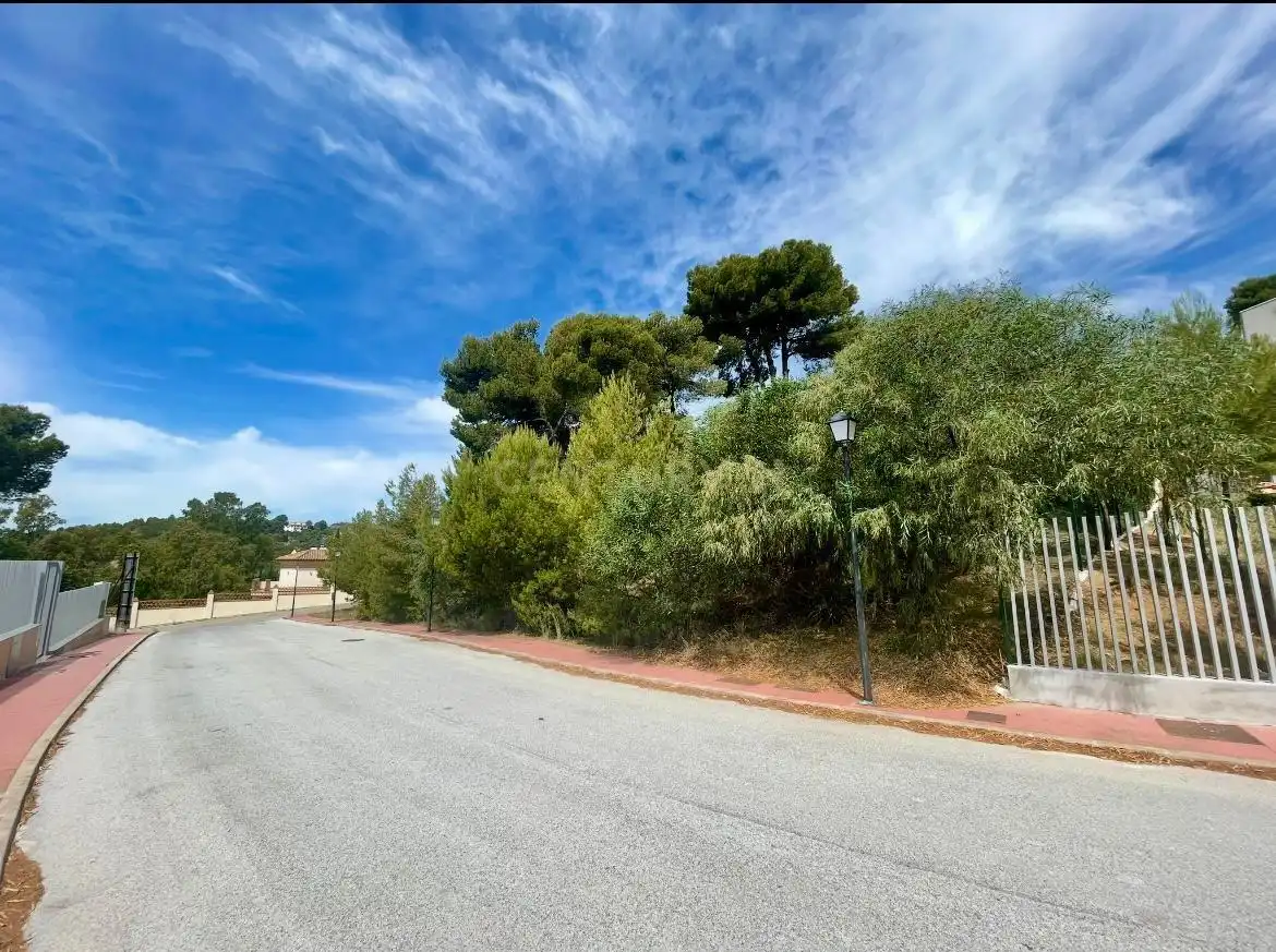 Terreni e lotti in vendita a Urbanización Lomas de Mijas, Spain, imagen 2