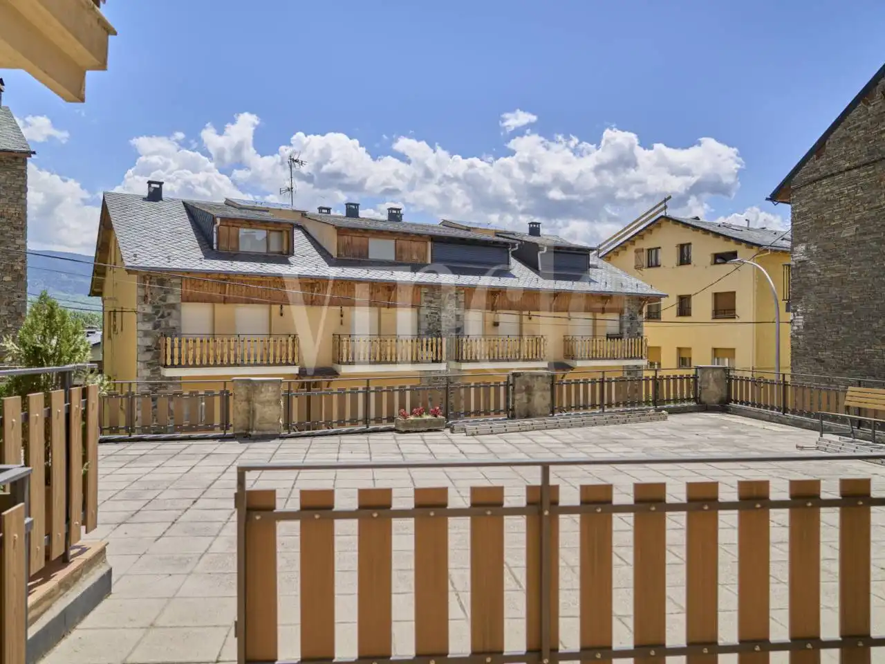 Exterior view of Flat for sale in Llívia  with Parquet flooring and Terrace