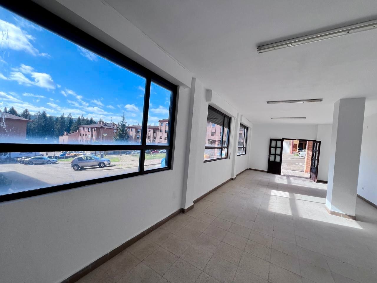 Local en venta en Aguilar de Campoo con Amueblado