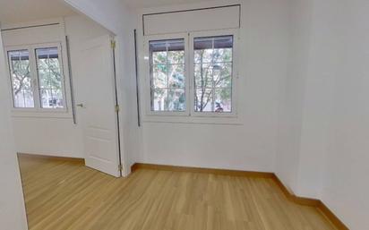 Bedroom of Flat for sale in  Barcelona Capital  with Air Conditioner and Heating