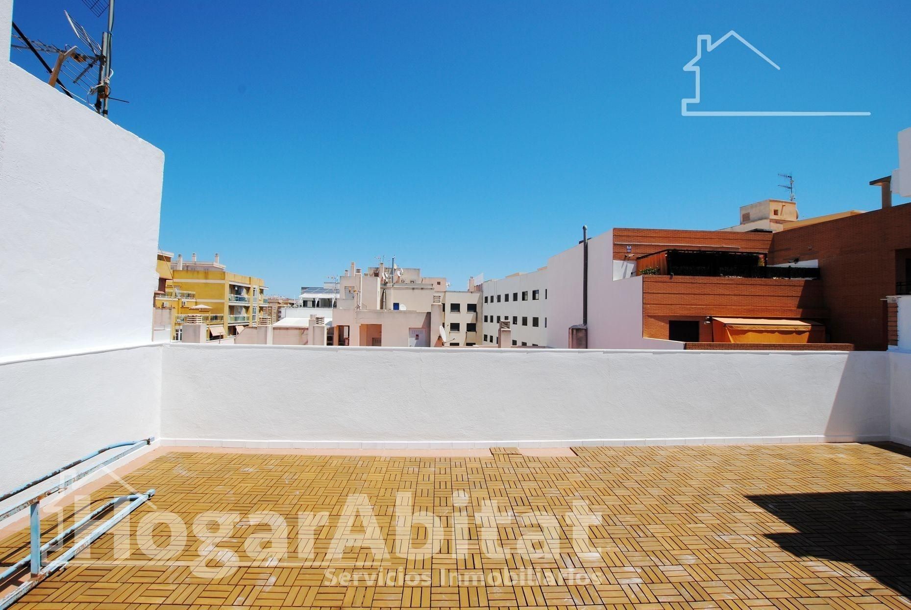 Exterior view of Building for sale in Oliva