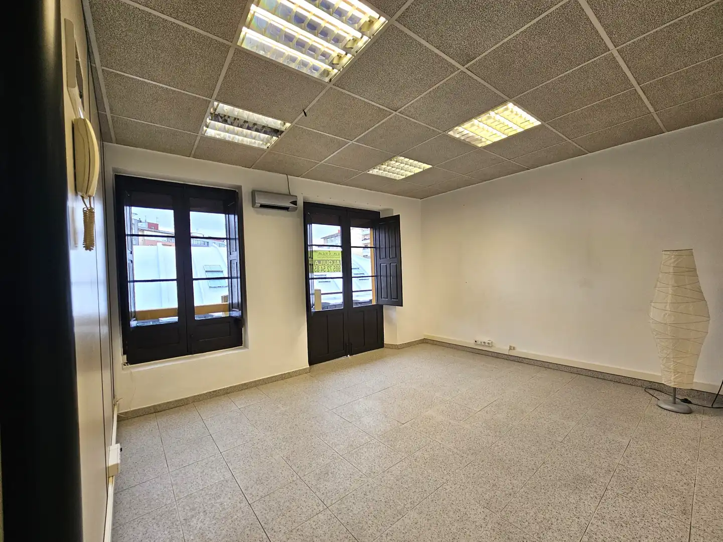 Office for rent in Siero