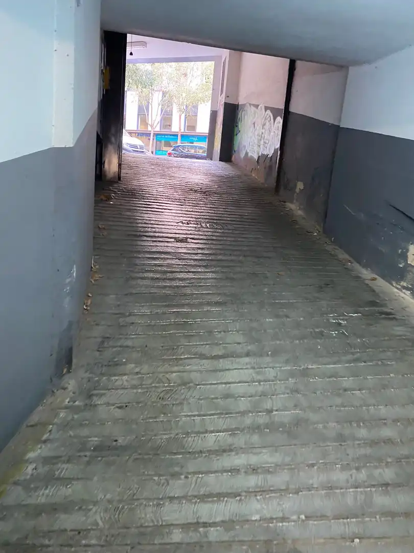 Garage for sale in Barcelona