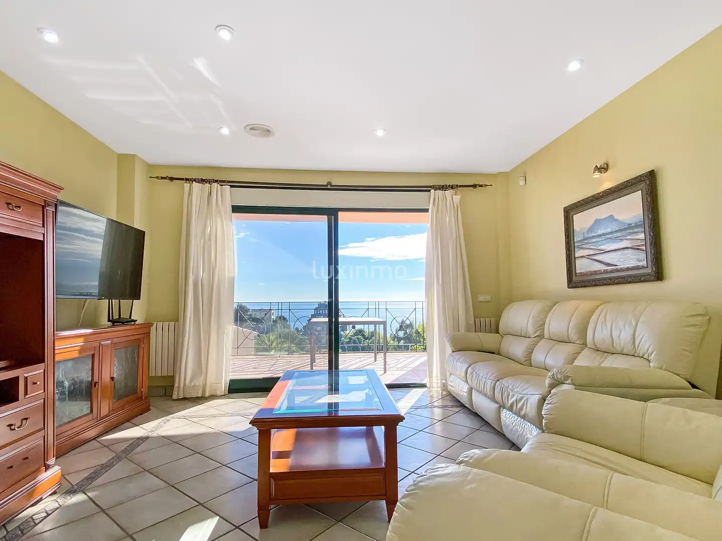 Living room of Houses for sale in Calpe / Calp  with Air Conditioner, Heating and Terrace