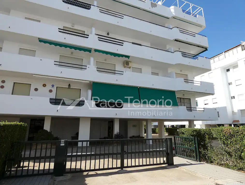 Vista exterior de Apartament de lloguer en La Antilla amb Terrassa, Moblat i Forn