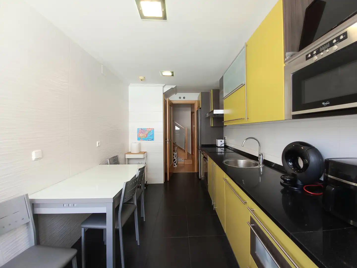 Cocina de Dúplex en venta en Burgos con Aire acondicionado, Calefacción y Terraza